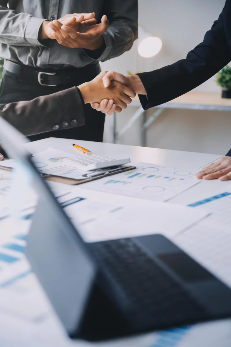 Montaż klimatyzacji w Pruszkowie: kompletny poradnik — wybór firmy, koszty, pozwolenia i lokalne warunki, by uniknąć błędów.